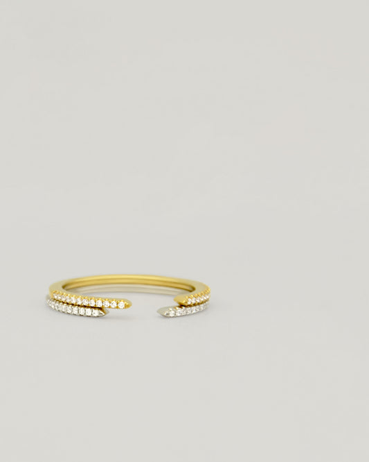 Petite Claw Ring